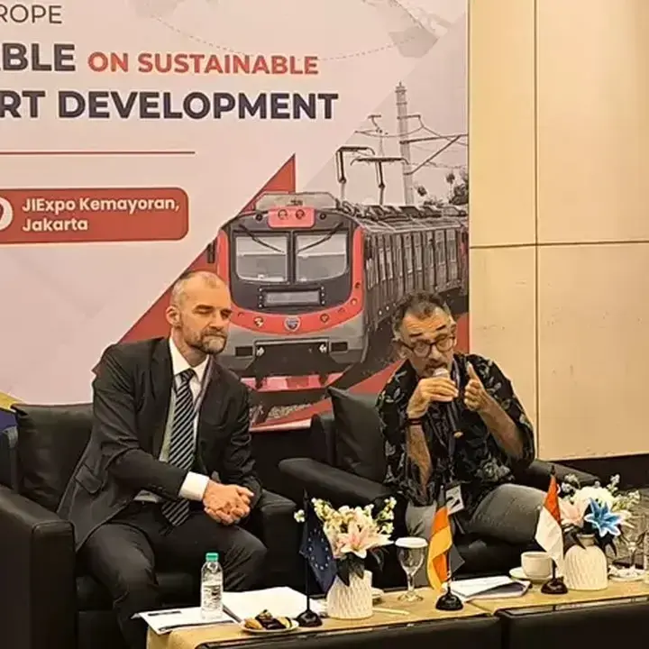 Indonesia-Eropa Perkuat Kemitraan Transportasi Berkelanjutan, Fokus Surabaya Regional Railway Line