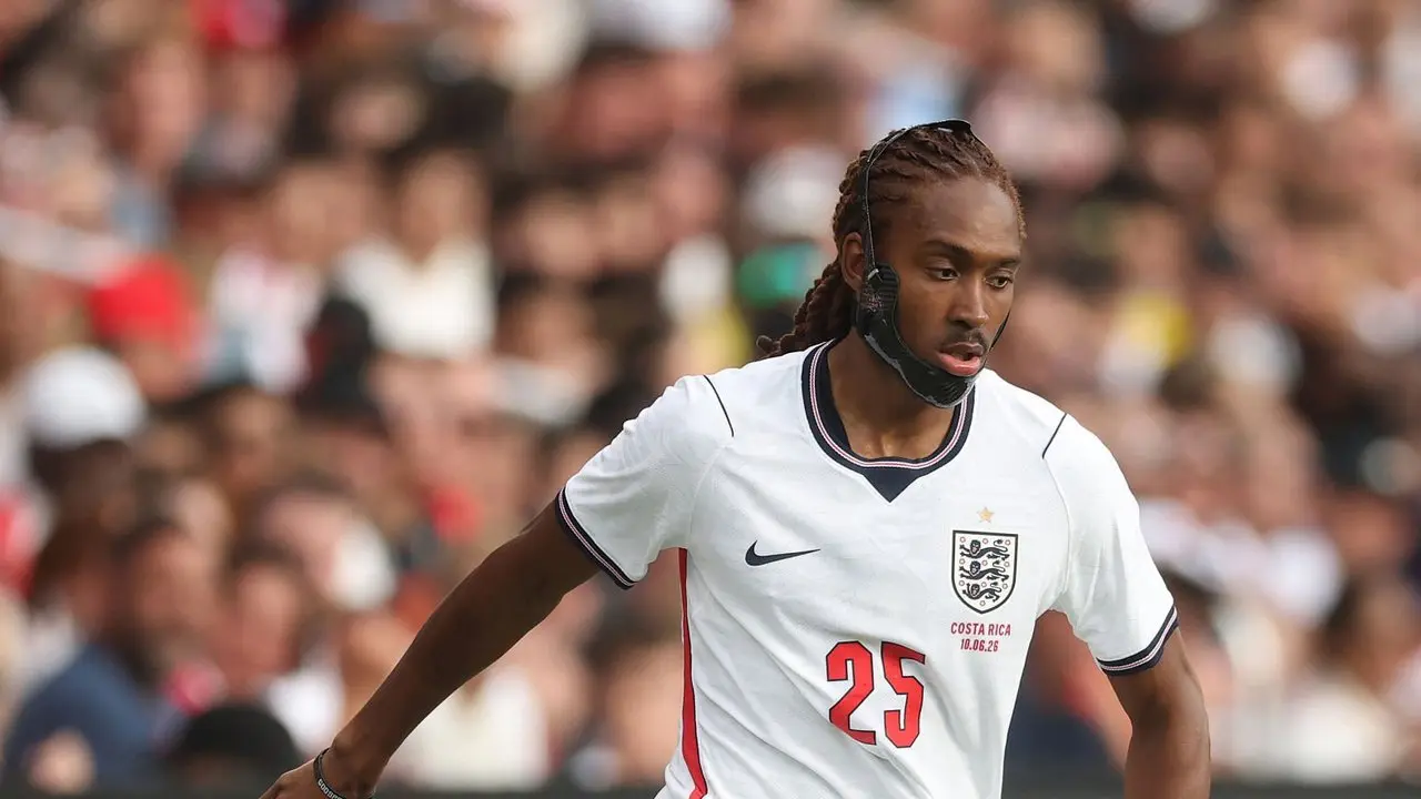Inter Dekati Djed Spence, Tottenham Tetapkan Harga 35 Juta Euro