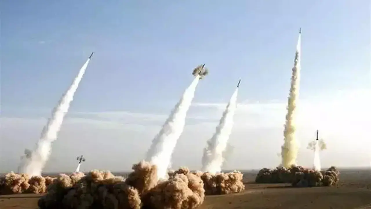 Iran Luncurkan Serangan Balasan ke Pangkalan AS di Yordania dan Kuwait