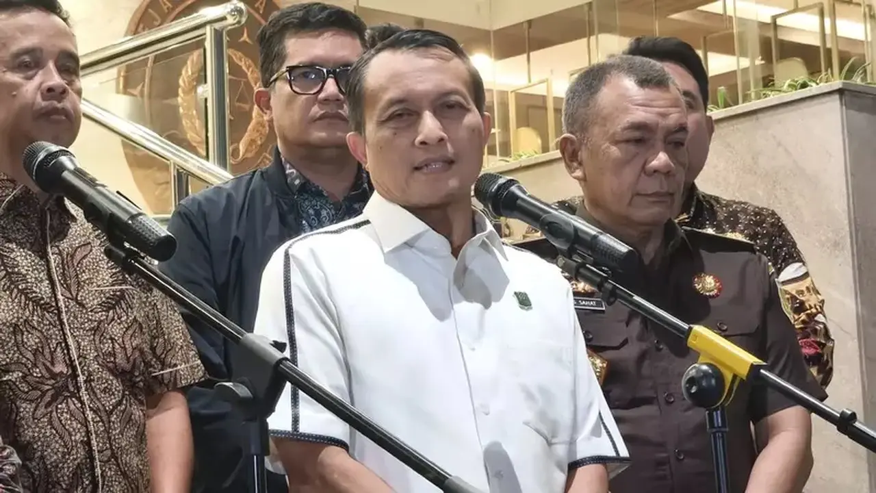 Kejagung Jerat Mantan Jampidsus Febrie Ardiansyah dalam Kasus Dugaan TPPU