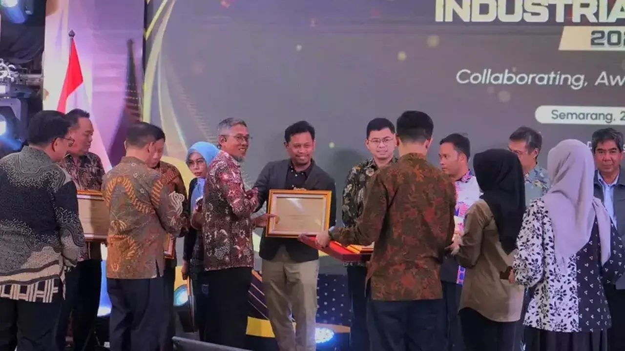 KEK Batang Raih Penghargaan Industri Hijau, Komitmen ESG Diapresiasi