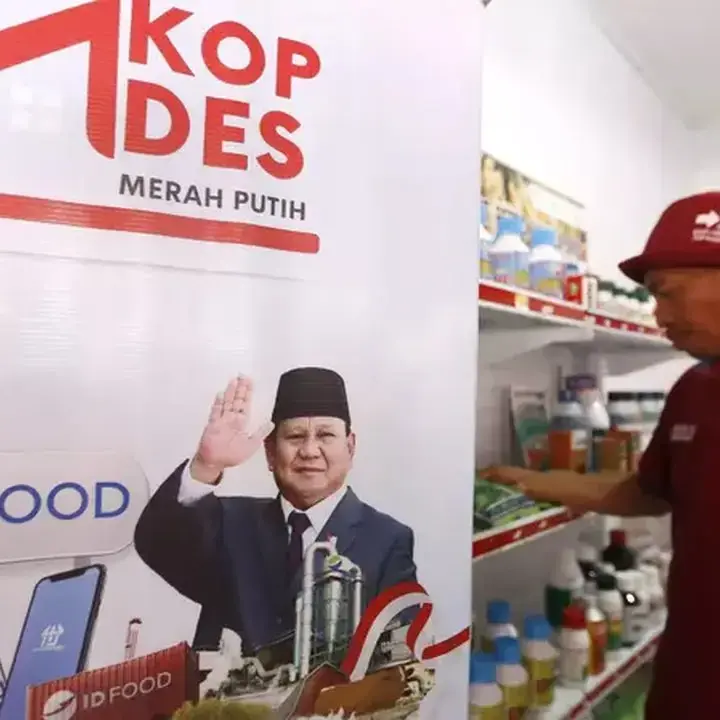 Kemensos Uji Coba Penyaluran Bansos Lewat Koperasi Desa Merah Putih