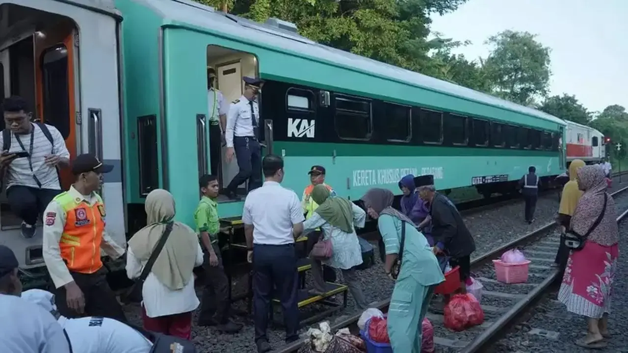 Kereta Ekonomi Kerakyatan: 103.848 Penumpang Terbantu Layanan Nyaman dan Terjangkau