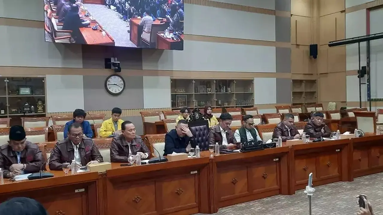 Komisi III Desak Kejagung Bentuk Tim Penyidik Independen Untuk Kasus Batu Bara
