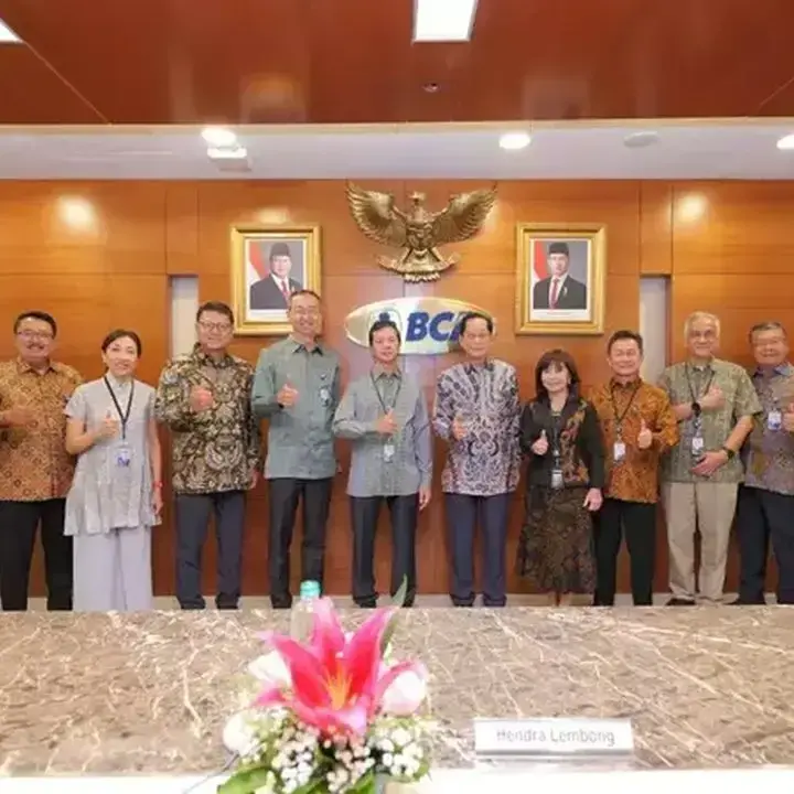 Laba BCA Naik Tipis, Rencana Bisnis Bank Tetap Dipertahankan