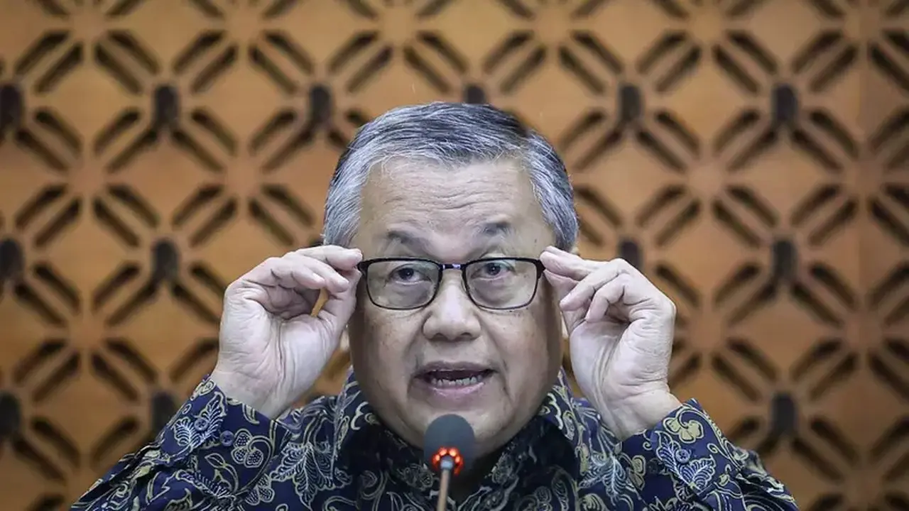 Lembaga Pemeringkat Global Soroti Ketidakpastian Kebijakan Moneter Pasca Mundurnya Gubernur BI