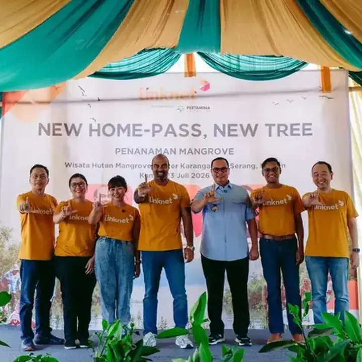 Linknet Tanam 5.000 Mangrove di Serang untuk Jaga Pesisir