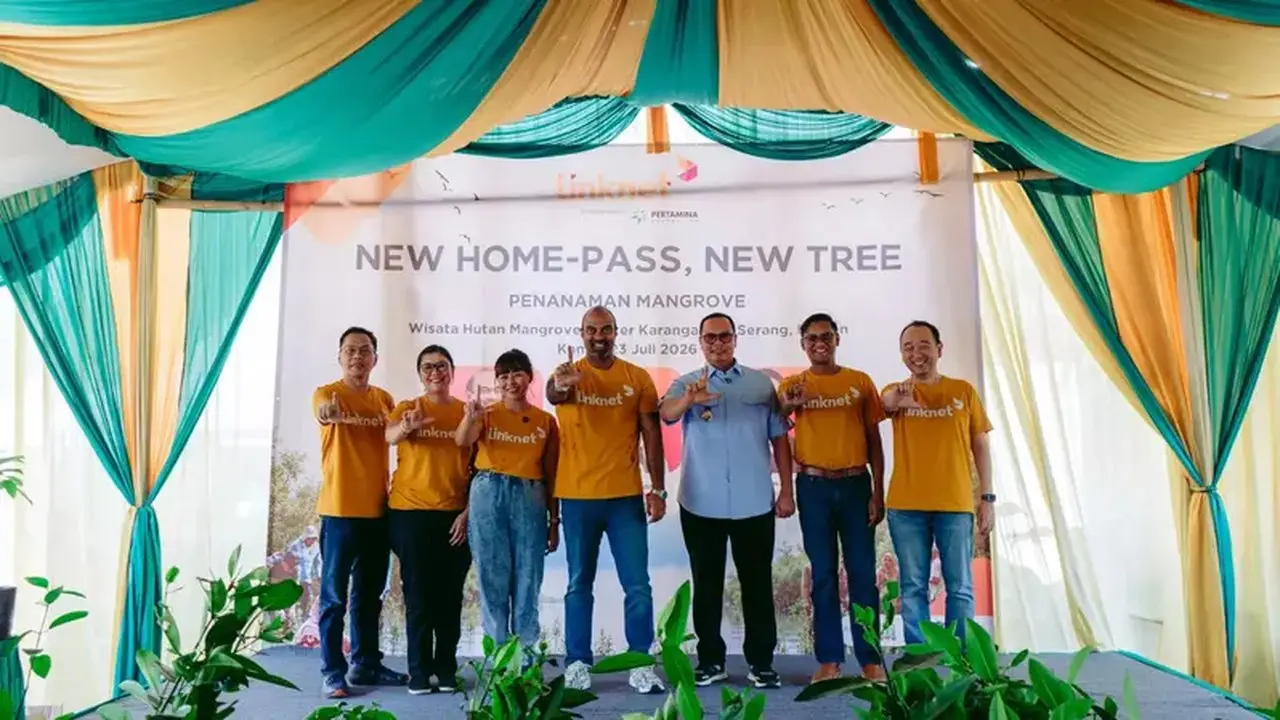 Linknet Tanam 5.000 Mangrove di Serang untuk Jaga Pesisir