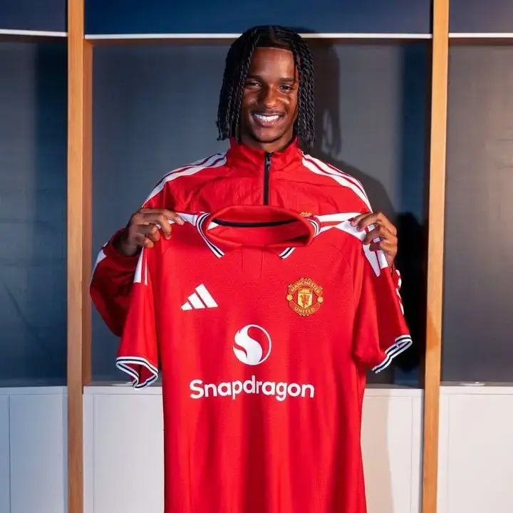 Manchester United Resmi Datangkan Tynan Thompson Bintang Muda Tottenham Senilai 8 juta Poundsterling