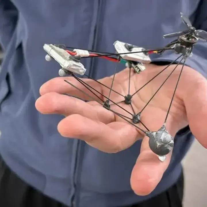 Phantom Twist: Drone Revolusioner yang Menyamar Bak Kabut di Udara