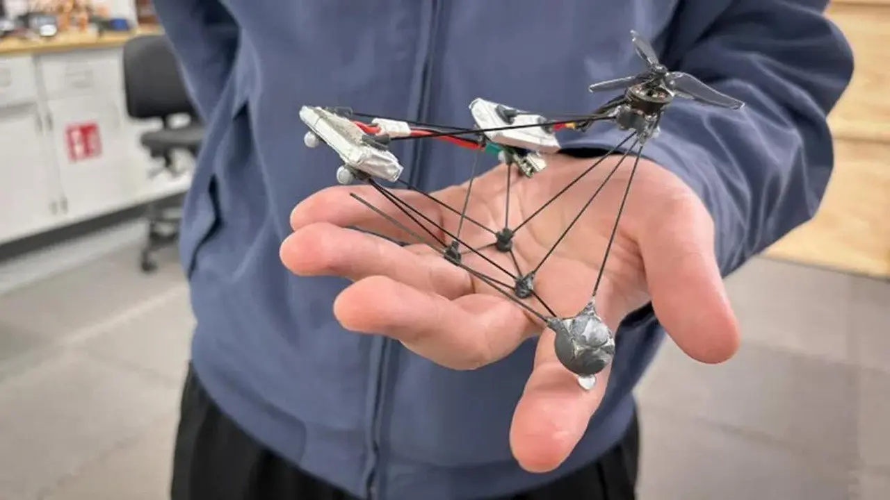 Phantom Twist: Drone Revolusioner yang Menyamar Bak Kabut di Udara