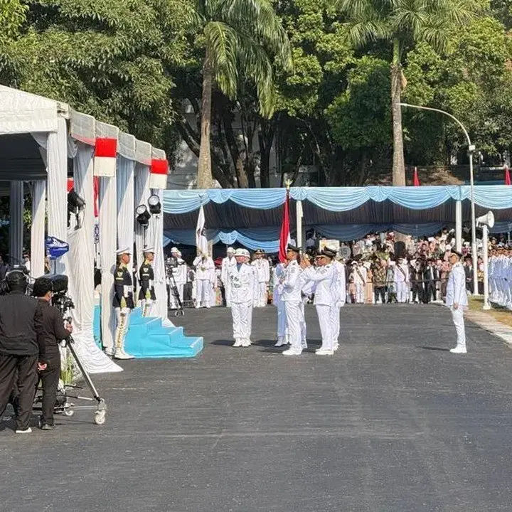 Prabowo Lantik 1.204 Pamong Praja Muda IPDN, Pimpin Pengucapan Ikrar