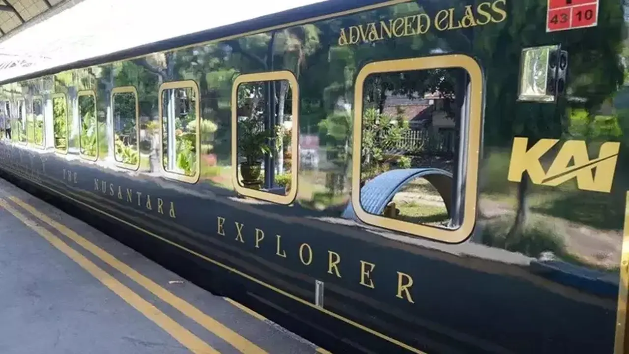 Prabowo Uji Coba Kereta Mewah Nusantara Explorer Usai Resmikan Stasiun Semarang Tawang