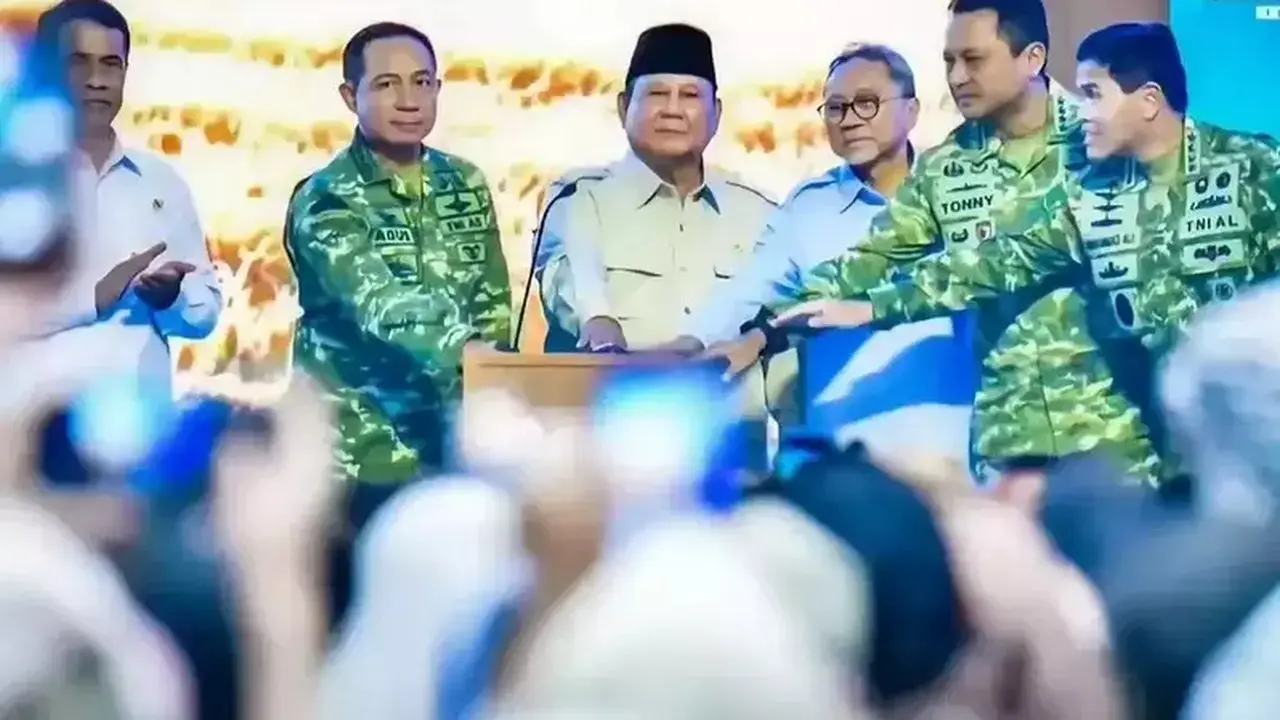 Presiden Instruksikan TNI dan Polri Atasi Sampah Nasional