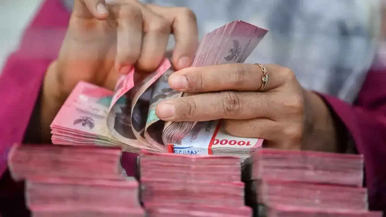 Rupiah Tembus Rp 18.109/USD, Dolar AS Menguat Dipicu Konflik Timur Tengah