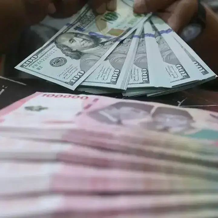 Rupiah Tertekan Dolar AS di Awal Perdagangan Selasa
