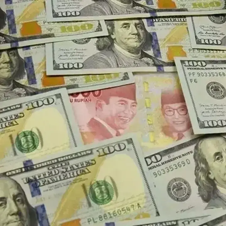 Rupiah Tertekan: Mundurnya Perry Warjiyo dan Ketidakpastian Global Bayangi Perdagangan