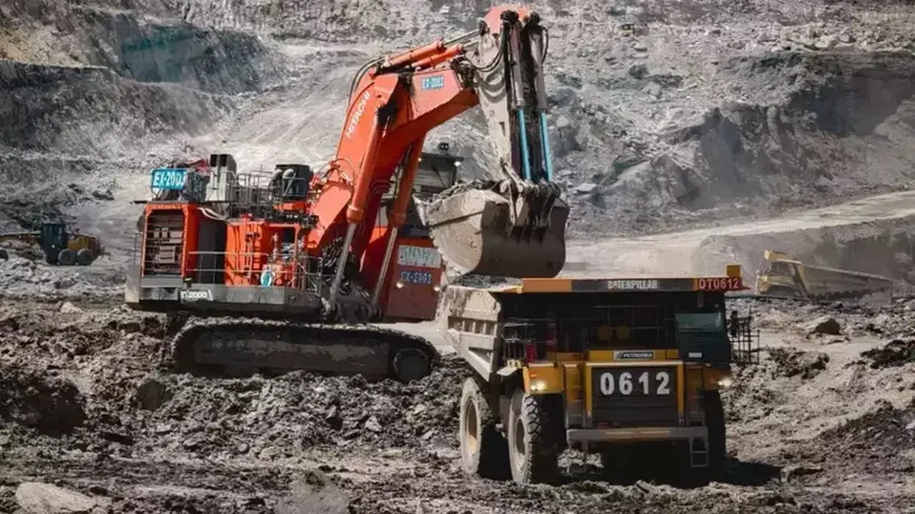 Singaraja Putra dan Petrosea Jalin Kerja Sama Tambang Batu Bara Senilai Rp 57 Triliun