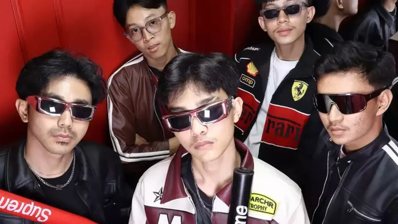 Studio Foto Mandiri Masuk Kalianda, Gaya Hidup Urban Mulai Merambah Daerah