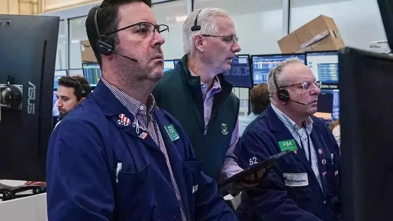 Wall Street Ditopang Kenaikan Nvidia dan Meta, Indeks Catat Laju Mingguan Positif