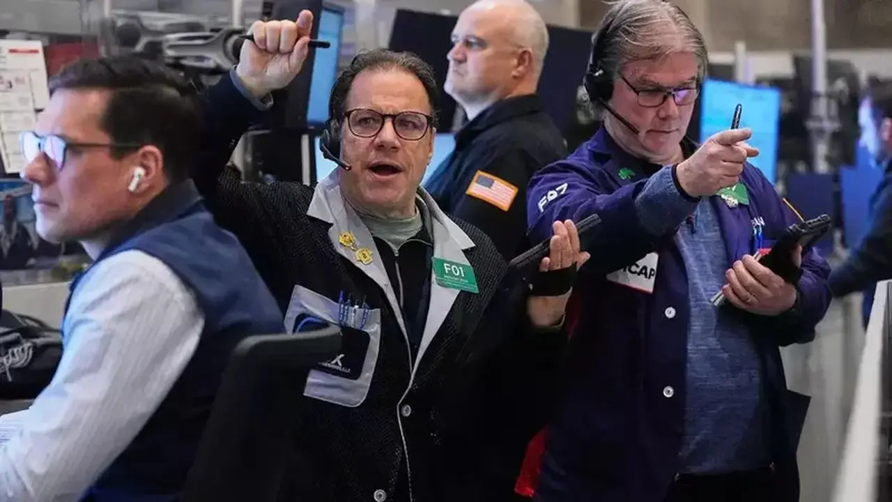 Wall Street Menguat Didorong Saham Teknologi, Nasdaq Akhiri Penurunan