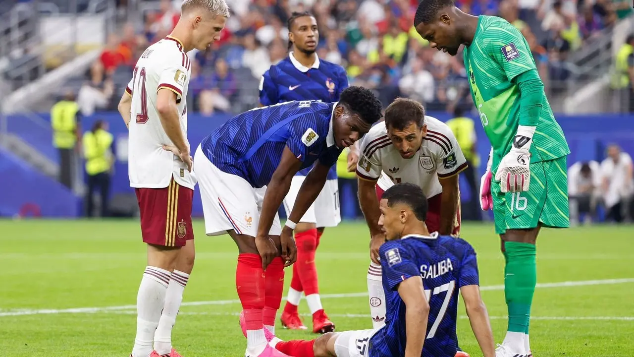 William Saliba Cedera Punggung