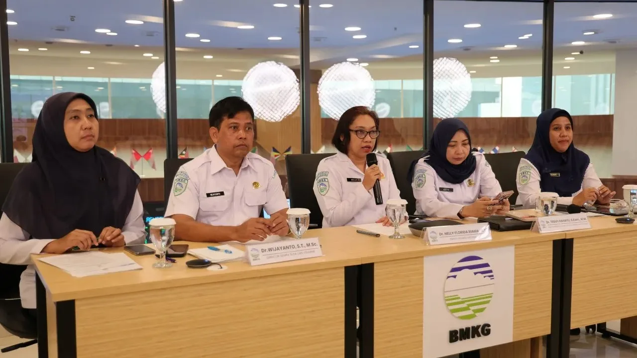 Gempa Flores: Ribuan Gempa Susulan Terjadi, Aktivitas Diperkirakan Berlanjut 4 Minggu