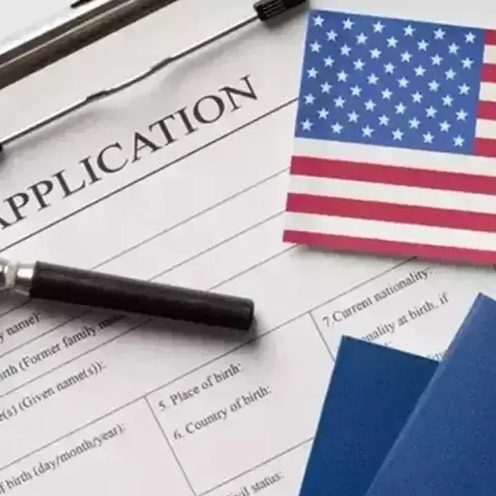 AS Akan Uji Coba Kebijakan Deposit Visa Imigran Rp 4,46 Miliar