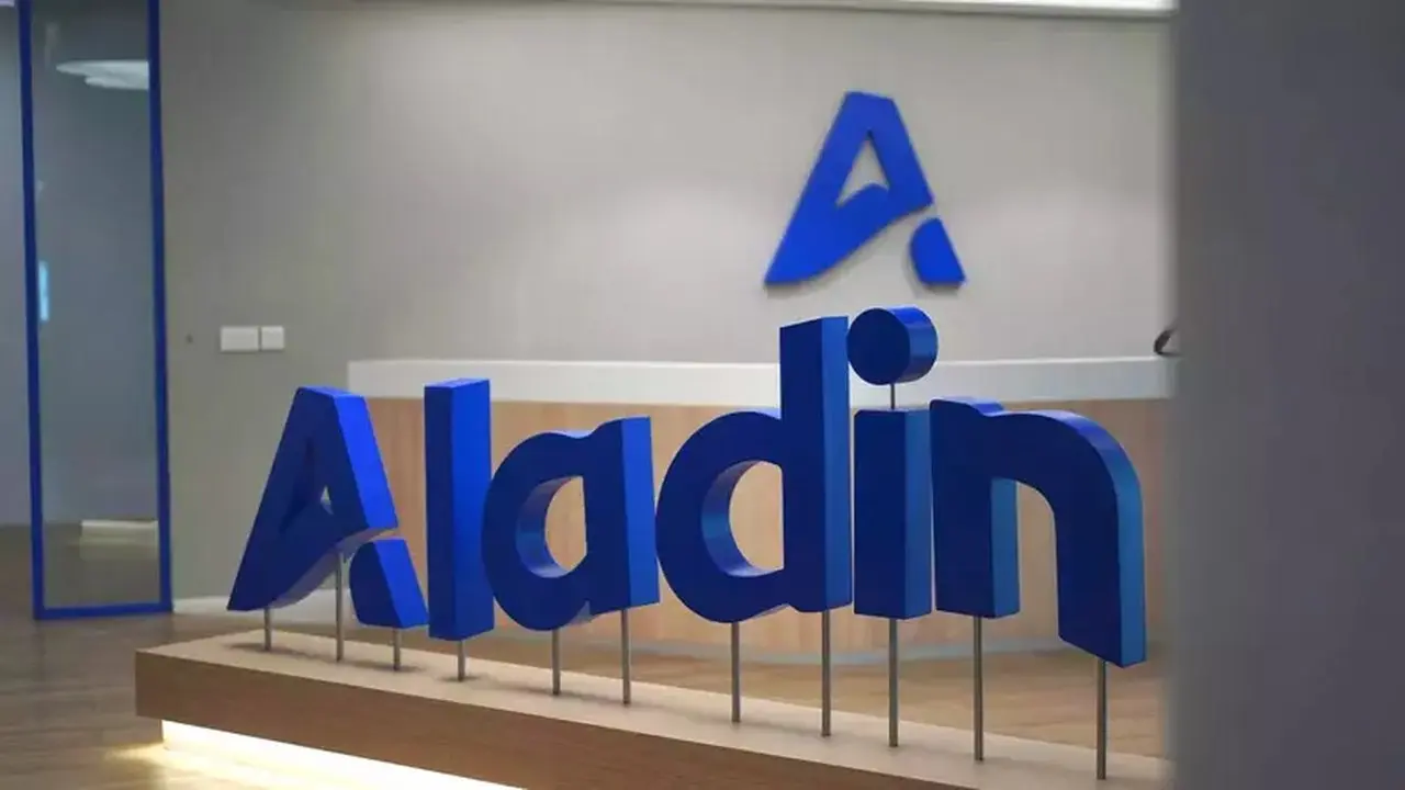 Bank Aladin Perluas Akses Keuangan Syariah Lewat 25 Ribu Gerai Alfamart