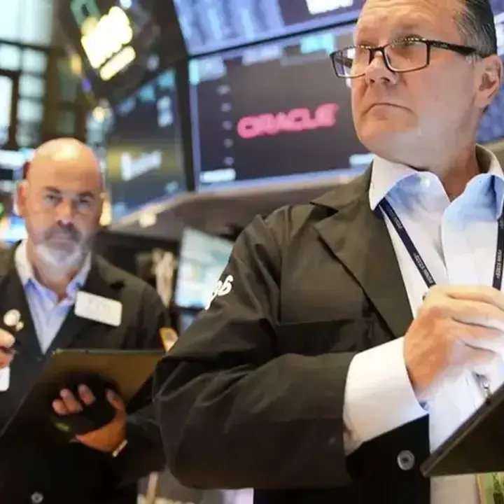 Dow Jones Pecahkan Rekor di Tengah Perdagangan Wall Street yang Bervariasi