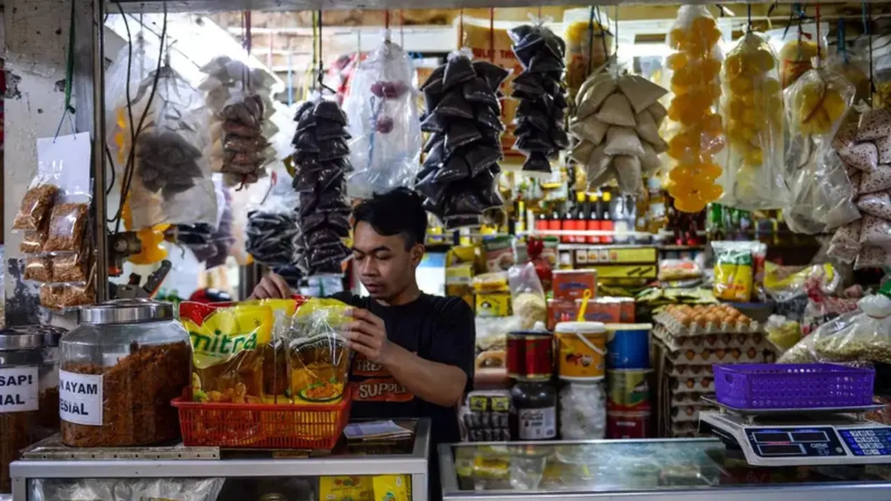 Ekonomi Indonesia Melambat di Triwulan II-2026 Akibat Tekanan Konsumsi dan Rupiah