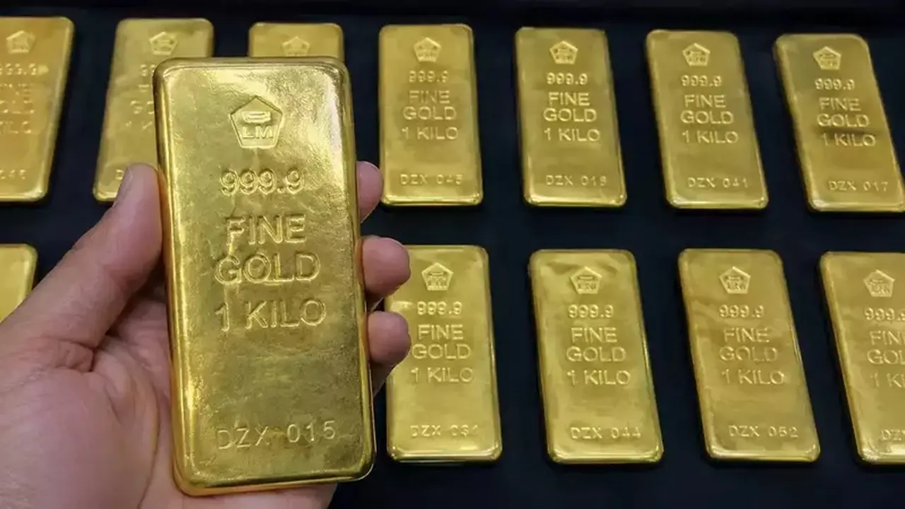 Emas di Persimpangan Jalan: Level US$ 4.000 Jadi Kunci Pergerakan Harga