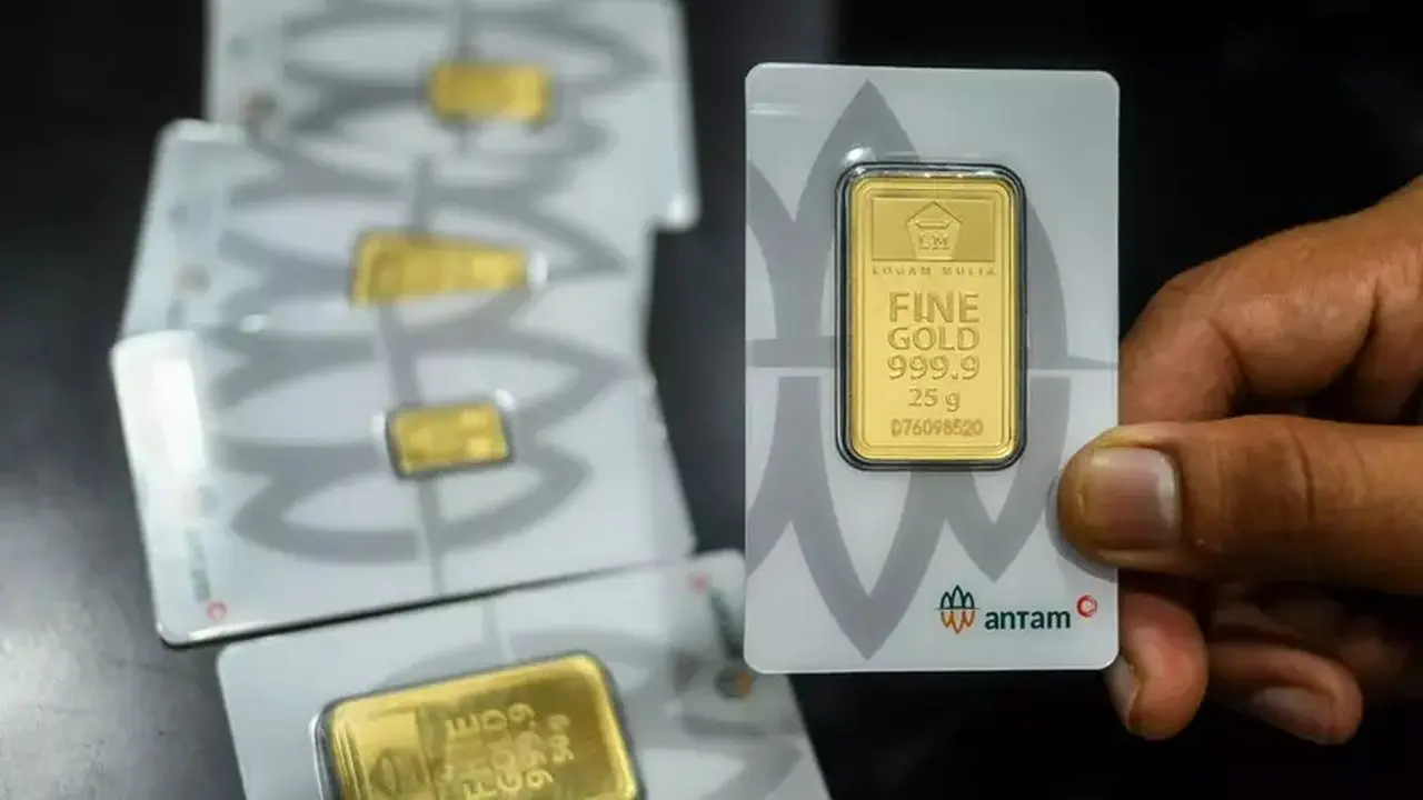 Emas Menguat Didorong Pelemahan Dolar dan Minyak, Investor Nantikan Data Ketenagakerjaan AS