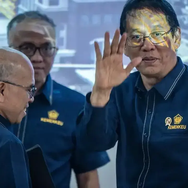 Gaji Manajer Koperasi Desa: Purbaya Bantah Angka Rp 16 Juta, Acuan UMP