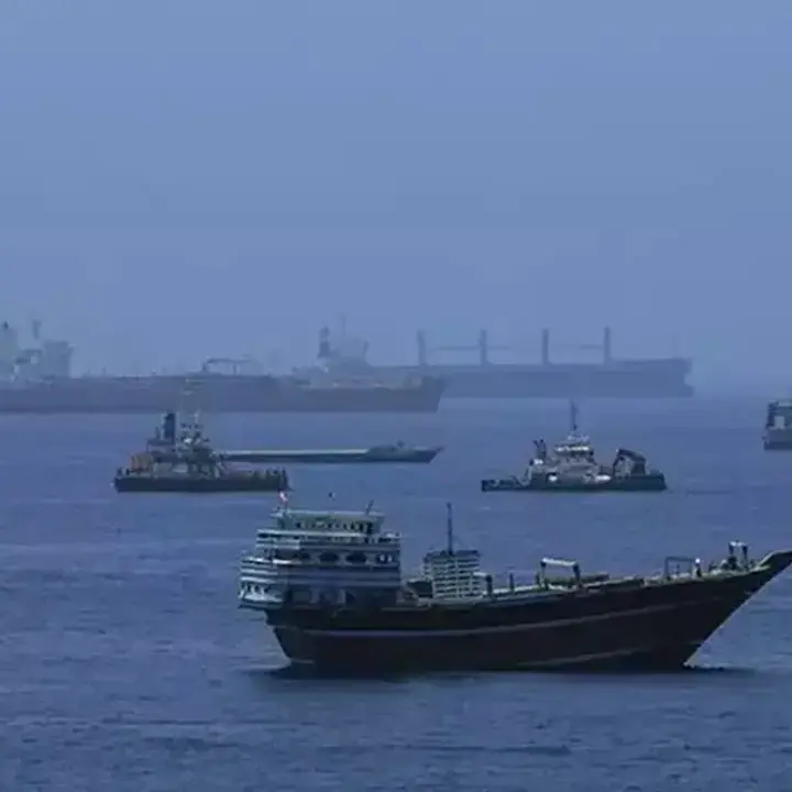 Harga Minyak Beragam Jelang Keputusan Kunci Selat Hormuz