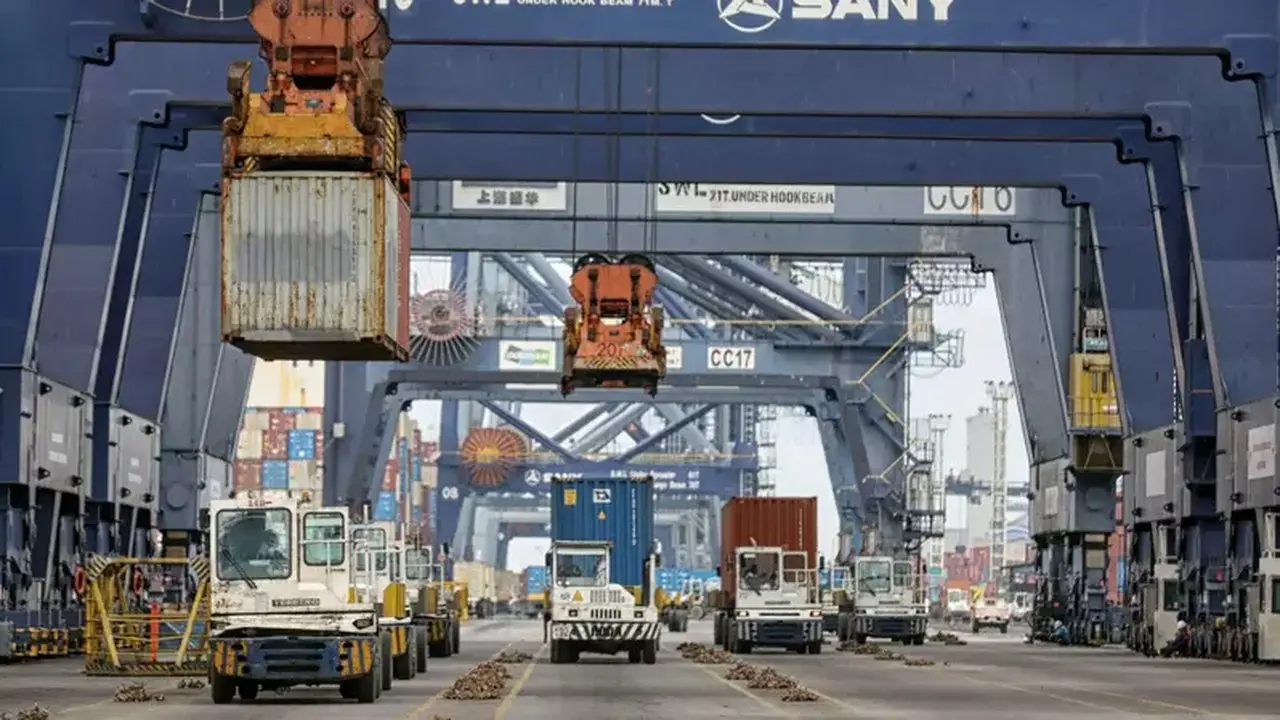 Impor Indonesia Tembus US$ 137,24 Miliar di Semester I-2026, Mendag Jelaskan Alasannya