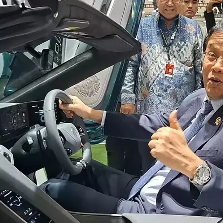 Insentif Kendaraan Listrik Fokus pada Teknologi Baterai, Mobil Hibrida Belum Termasuk
