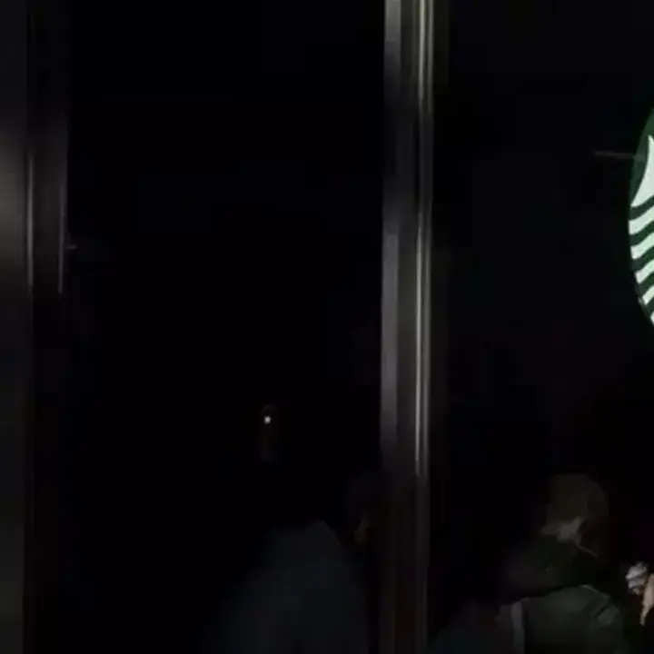 Kampanye “Tank Day” Starbucks Korea Diselidiki Polisi Gara-gara Diduga Menghina Sejarah