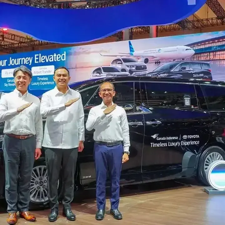 Kolaborasi Toyota dan Garuda Indonesia Tingkatkan Adopsi Teknologi Hybrid EV