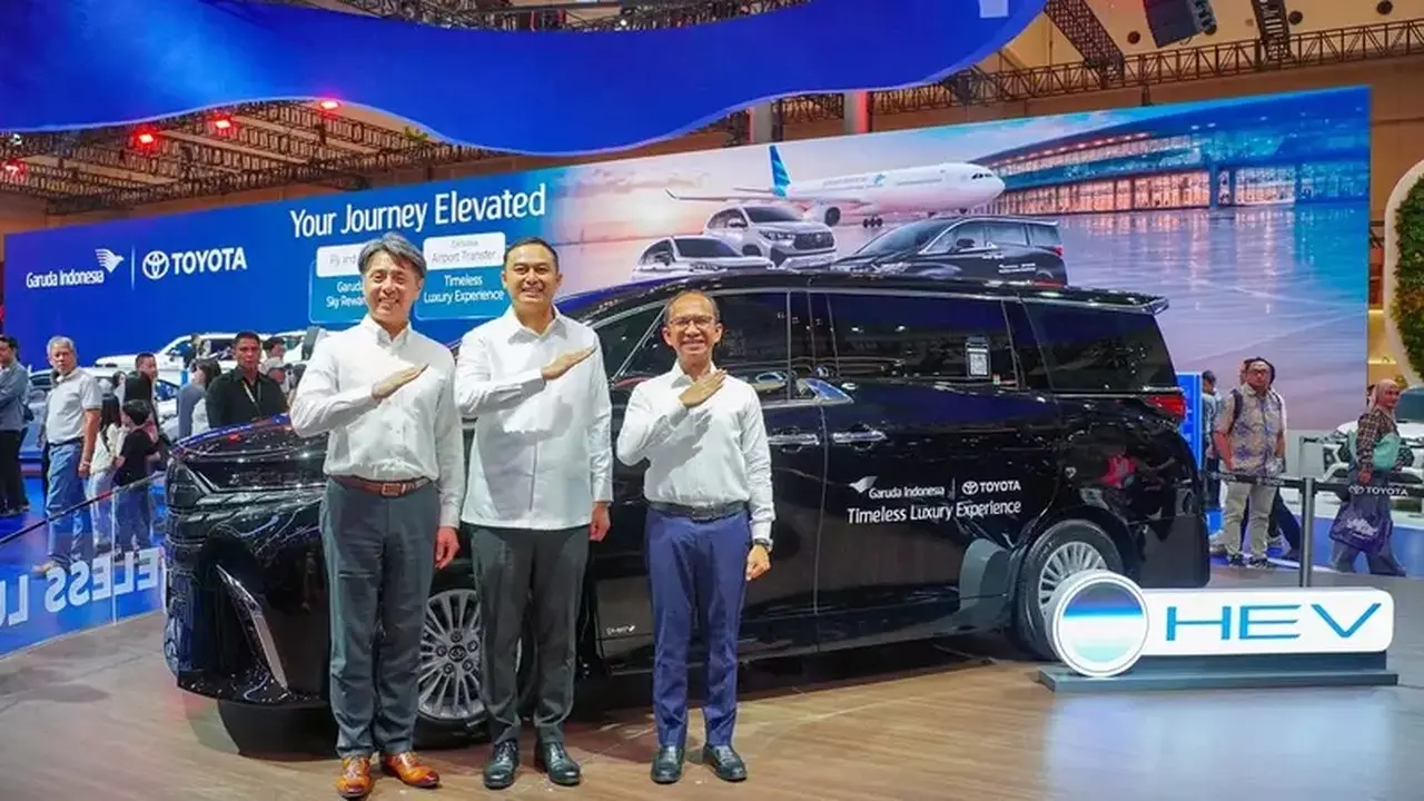 Kolaborasi Toyota dan Garuda Indonesia Tingkatkan Adopsi Teknologi Hybrid EV