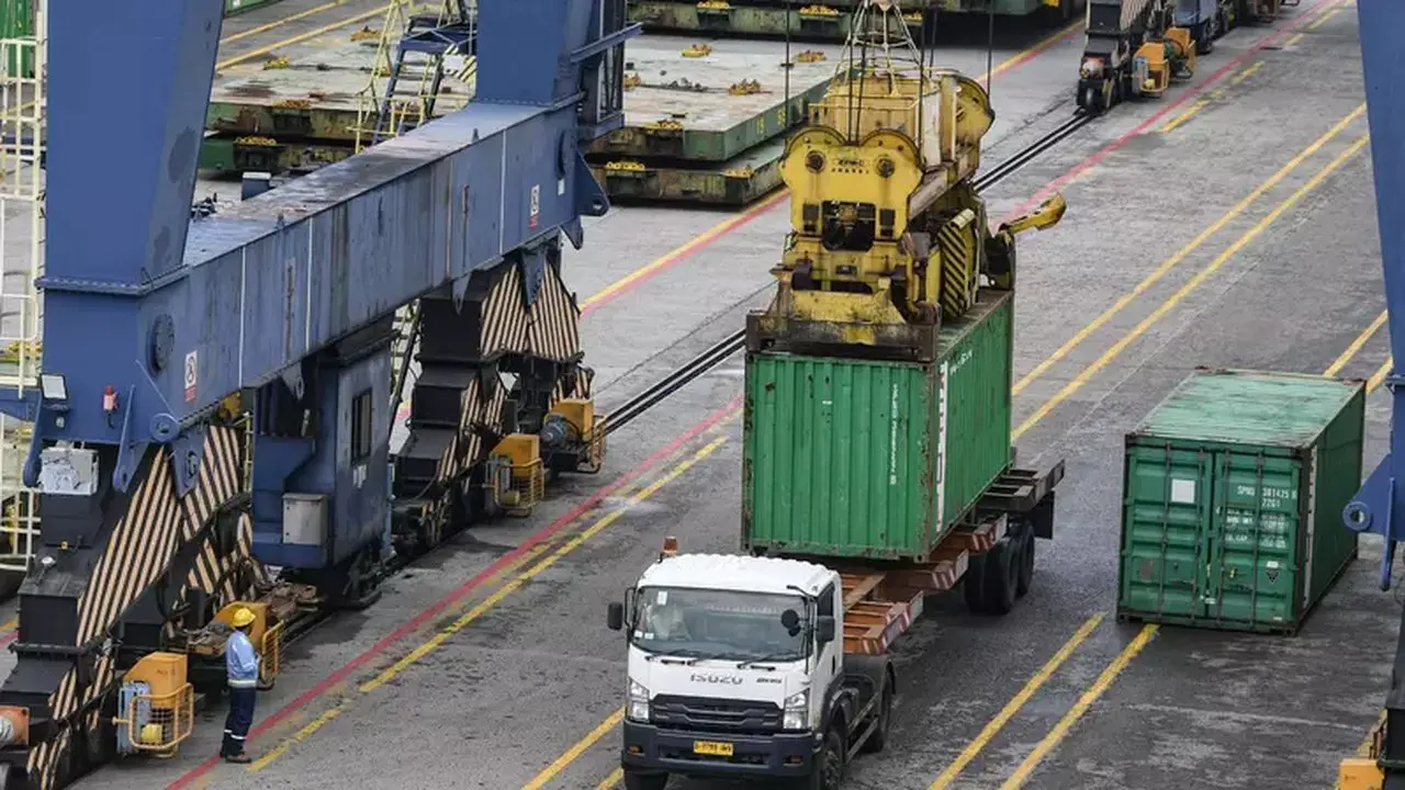 Konsumsi Domestik Indonesia Tetap Solid di Tengah Gejolak Global