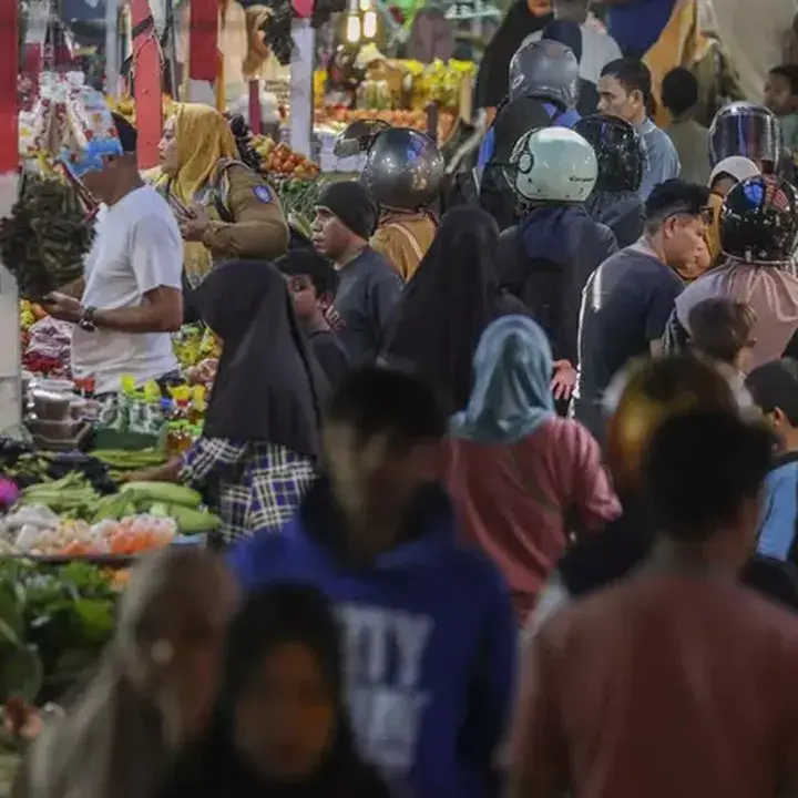 LPEM UI Prediksi Pertumbuhan Ekonomi 2026 Melambat Jadi 4,8% di Triwulan II