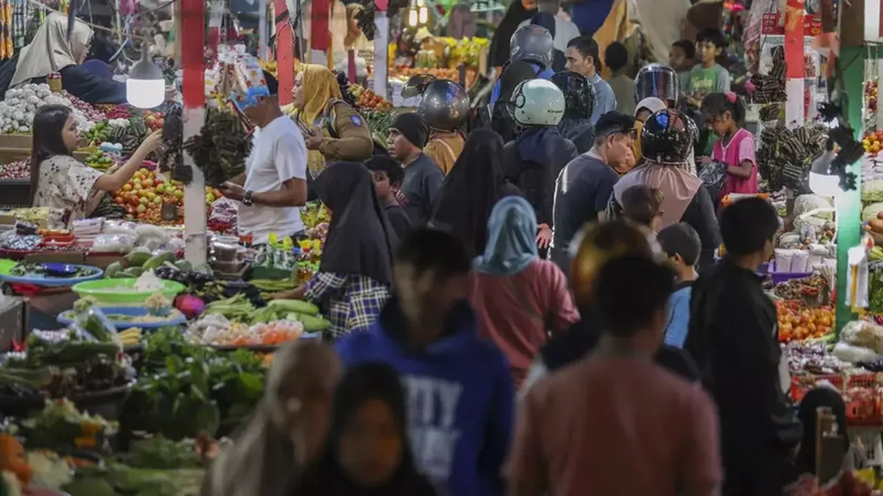 LPEM UI Prediksi Pertumbuhan Ekonomi 2026 Melambat Jadi 4,8% di Triwulan II