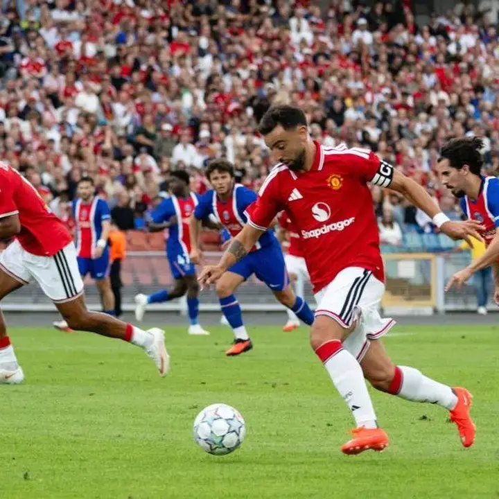 Manchester United Imbang Lawan PSG, Carrick Puji Performa Tim
