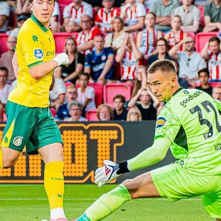 Ole Romeny Cetak Gol Debut, Fortuna Sittard Raih Poin di Kandang PSV