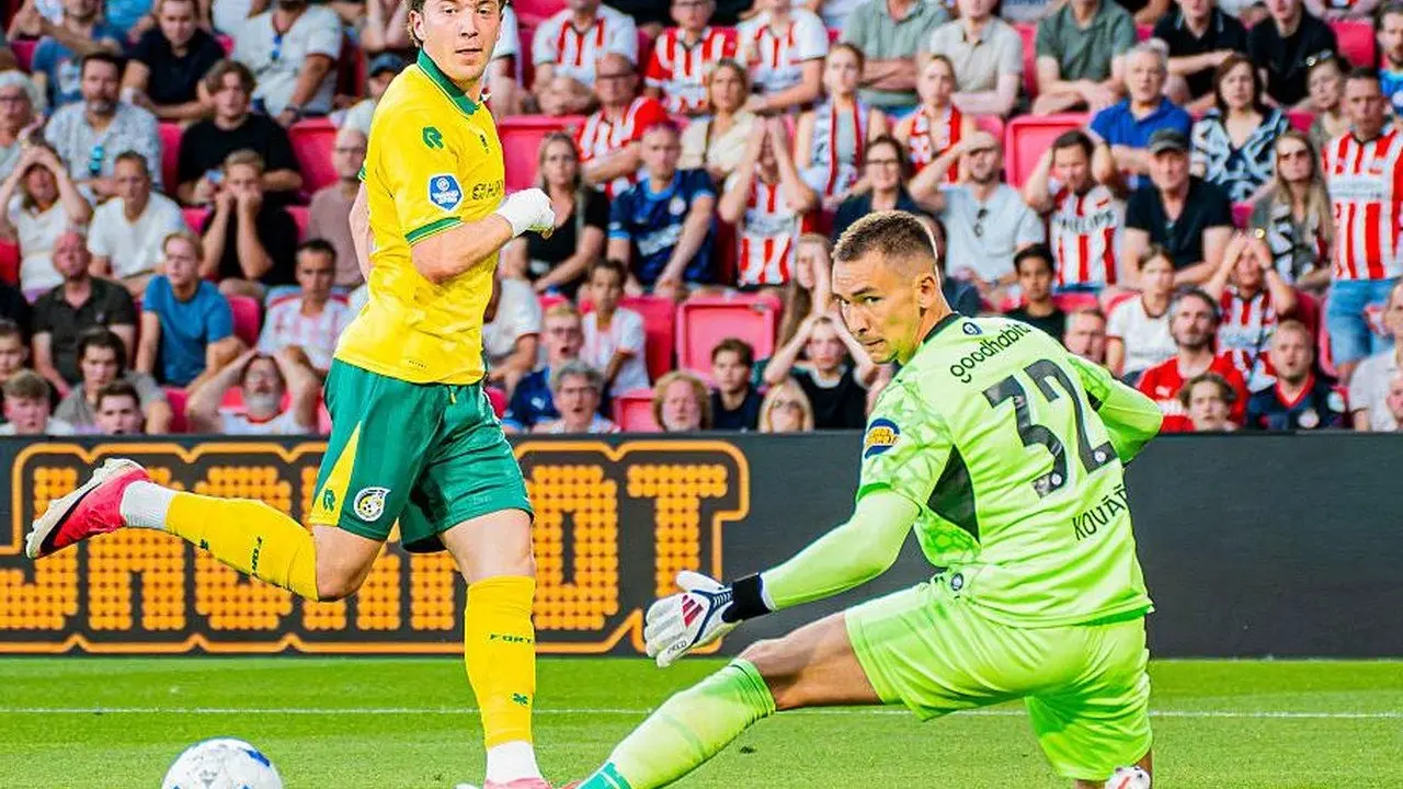 Ole Romeny Cetak Gol Debut, Fortuna Sittard Raih Poin di Kandang PSV