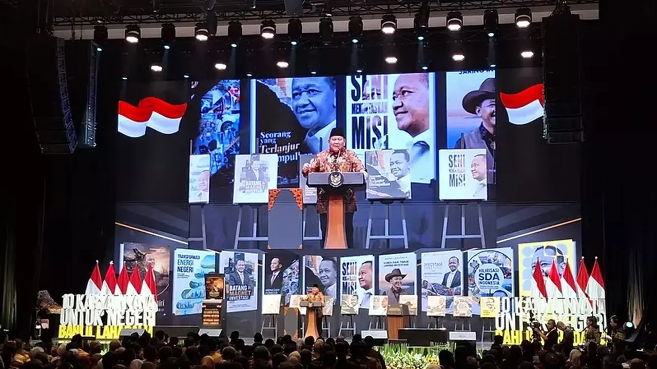 Prabowo Hadiri Bedah Buku Bahlil Meski Flu, Akui "Ilmu" Sang Menteri