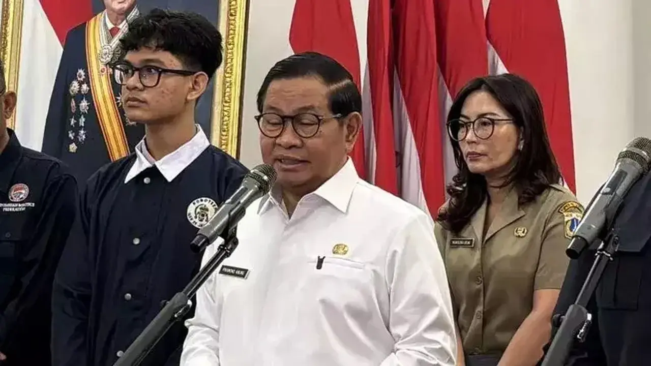 Pramono Anung Perintahkan Pembongkaran Pagar Tinggi di Mal dan Perkantoran Jakarta