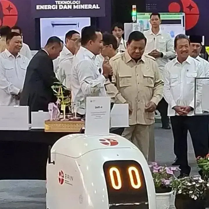 Presiden Prabowo Terima 150 Periset BRIN, Pamerkan Inovasi Strategis di Istana