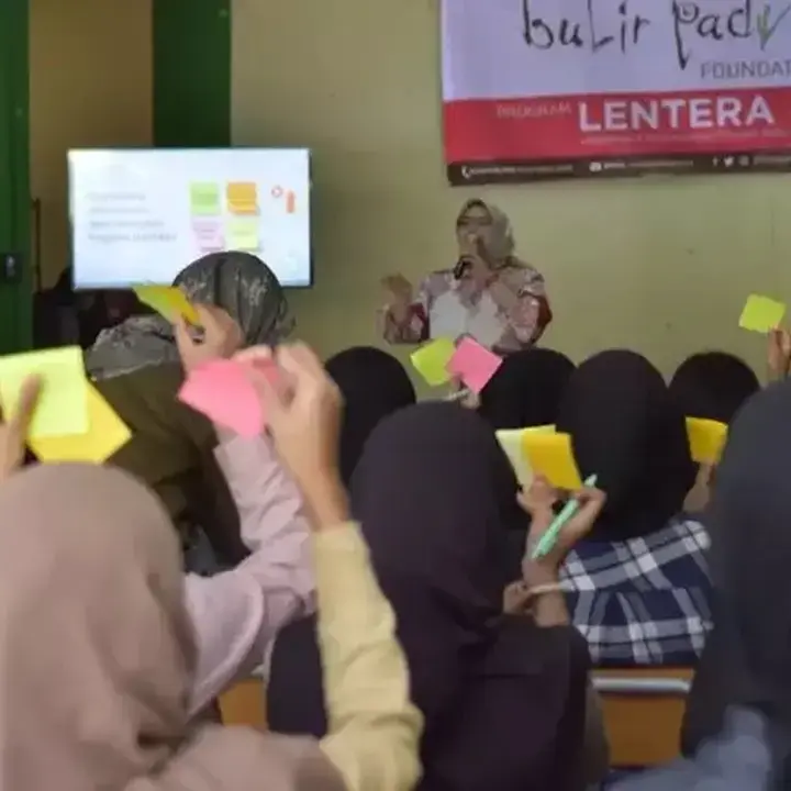 Program LENTERA Bekali Perempuan Muda Prasejahtera Tangerang dengan Keterampilan Industri